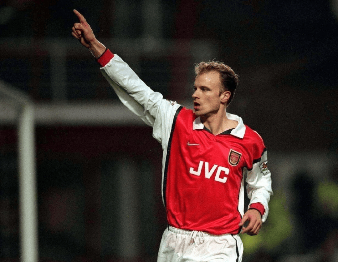 赛前突围战来临,阿贾克斯围绕全明星赛刷新队史纪录,气氛紧张,年轻球员得到机会的简单介绍 赛前突围战来临,阿贾克斯围绕全明星赛刷新队史纪录,气氛紧张,年轻球员得到机会的简单介绍