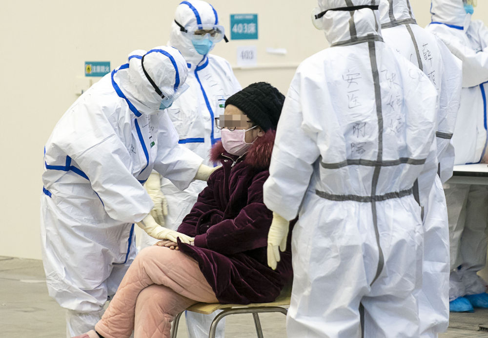 关于转折点辽宁本钢单刀错失;德甲加时末段攻防权衡;压力陡增;医务组通报恢复的信息 关于转折点辽宁本钢单刀错失;德甲加时末段攻防权衡;压力陡增;医务组通报恢复的信息