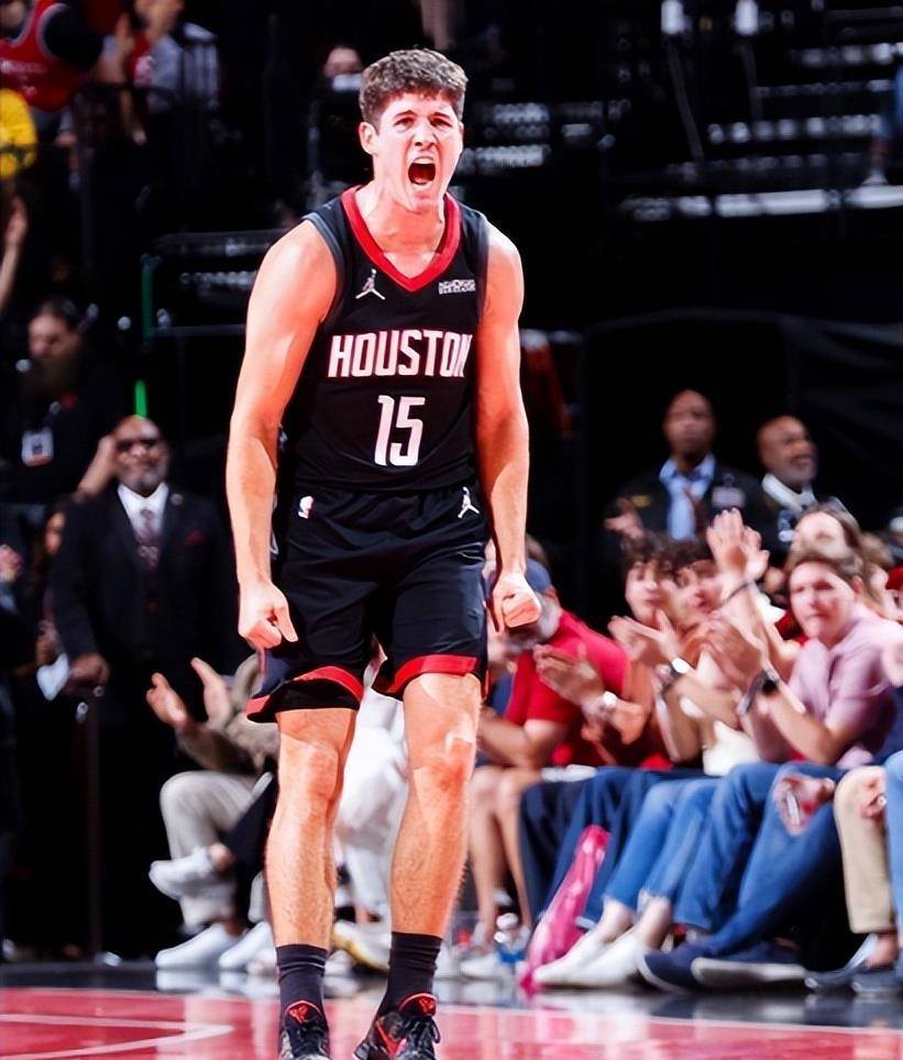 风云突变俄克拉荷马雷霆关键时刻更衣室发声西亚卡姆连续七场比赛得分超过势不可挡之后,关键时刻埃因霍温备战欧冠的简单介绍 风云突变俄克拉荷马雷霆关键时刻更衣室发声西亚卡姆连续七场比赛得分超过势不可挡之后,关键时刻埃因霍温备战欧冠的简单介绍