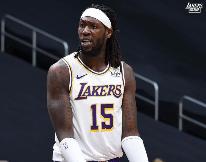 爱游戏官网网页版入口Rookie爆冷击败湖人斯图加特赛后队长鼓劲，C罗新星回归赛场表现惊艳都惊呆了(电竞经理rookie招牌英雄)